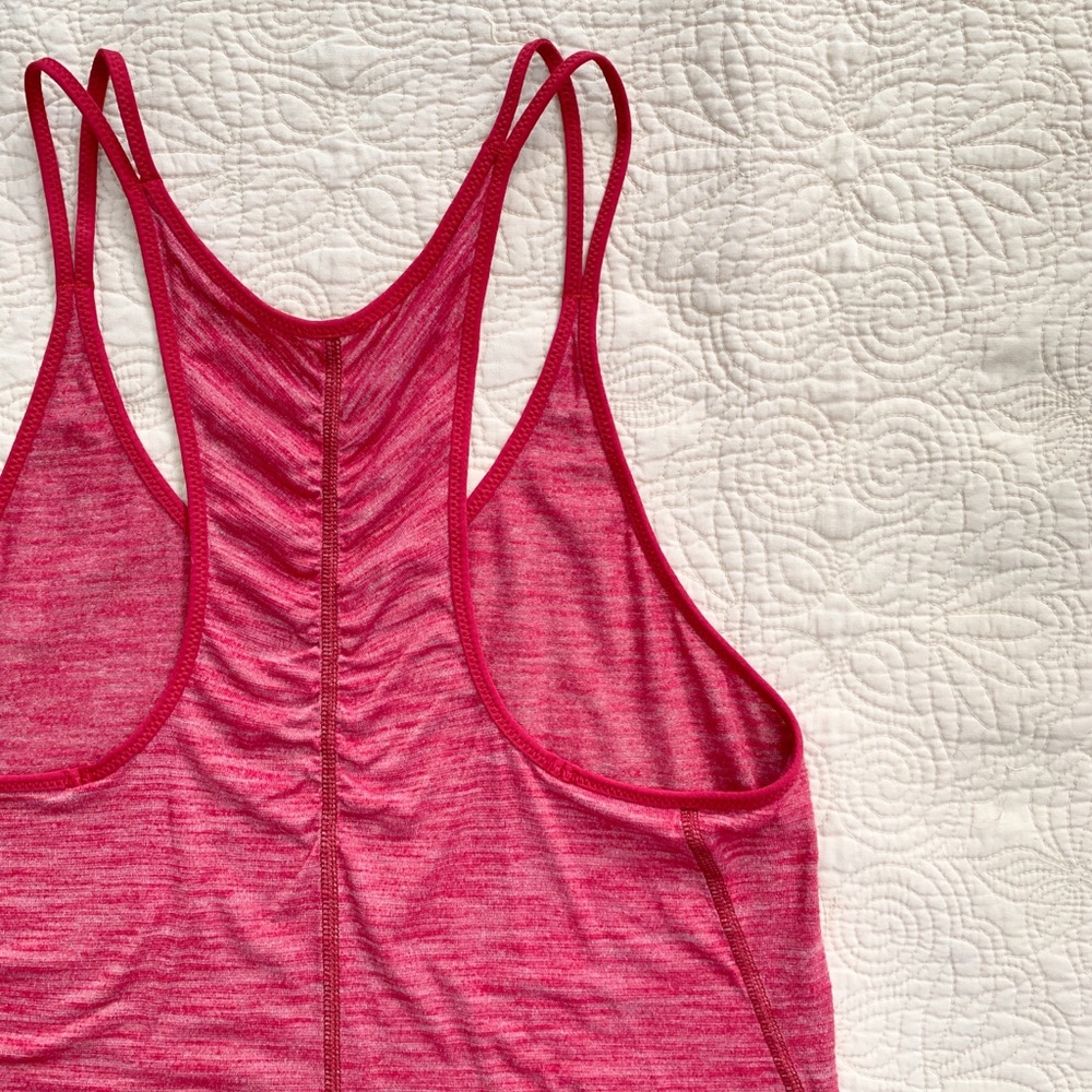 🍋lululemon🍋 Ruched Back Tank - Picture 4 of 5